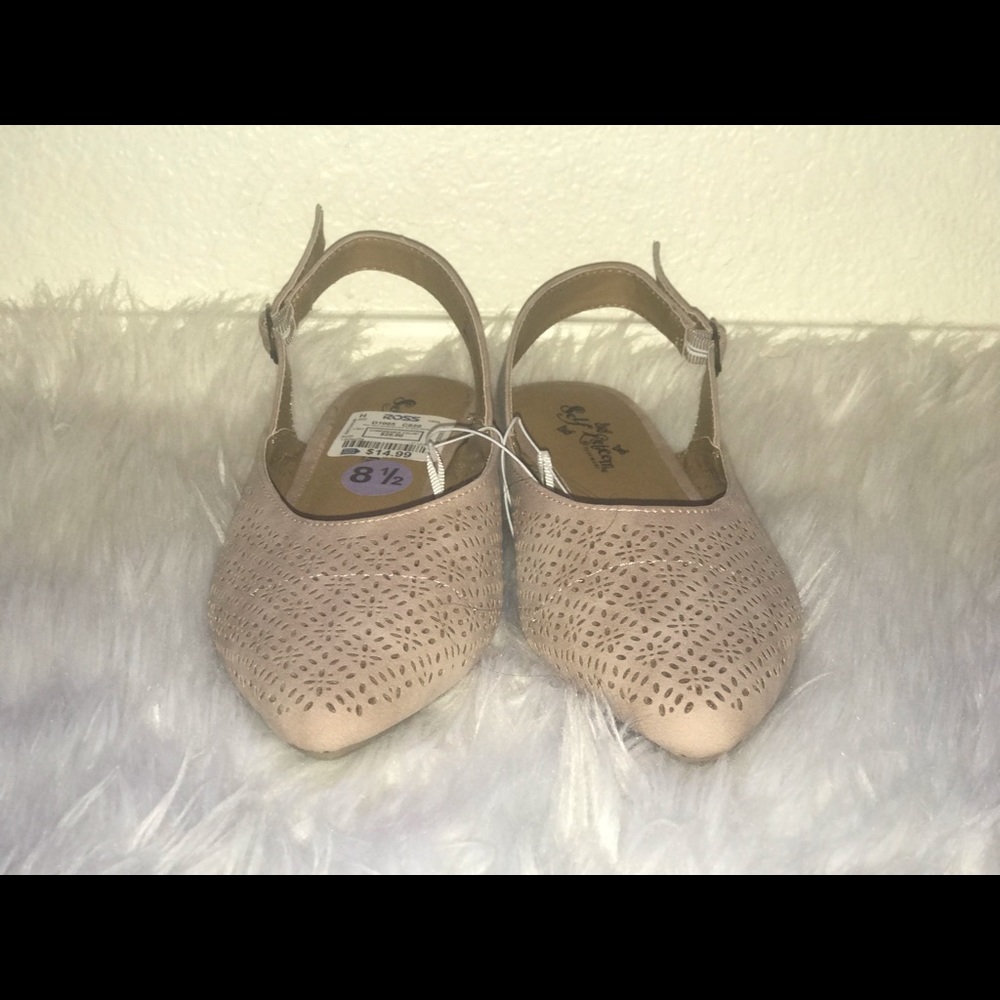 Self Esteem women’s size 8 1/2 pointed toe flats